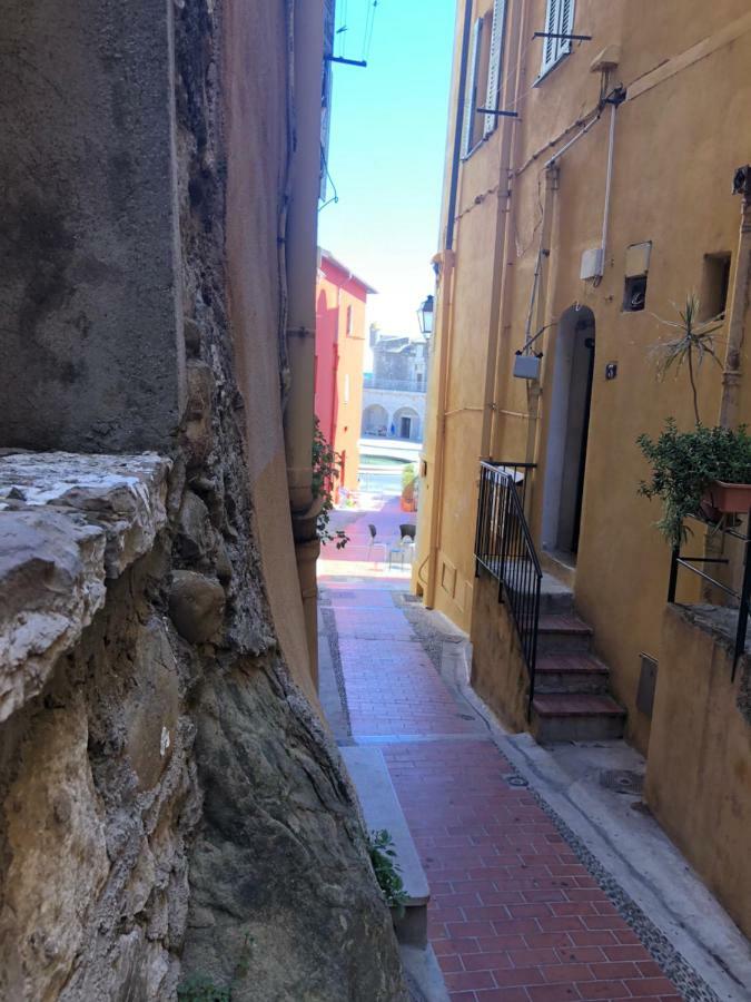 La Petite Barque Apartment Menton Exterior photo